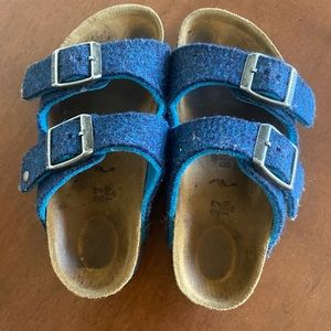 GIRLS BIRKENSTOCK SANDAL size: toddler 9 / 27